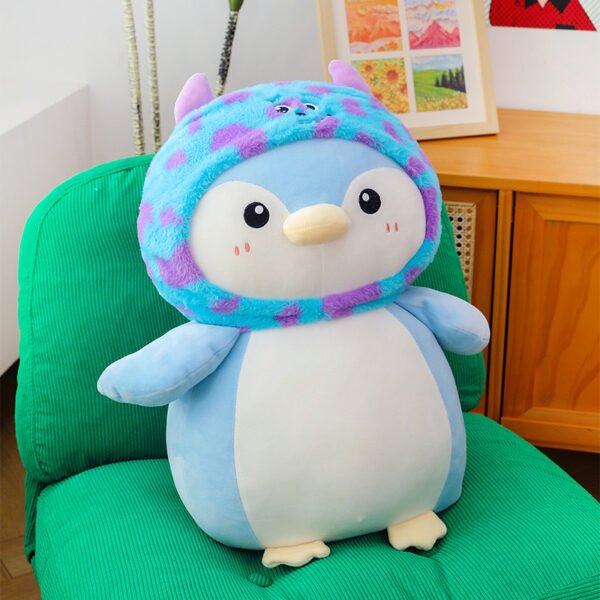PINGUINO DISFRAZADO DE SULLIVAN 90CM  FUNDA