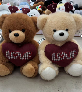 OSO SENTADO CORAZON LOVE ANTENITA 50CM FUNDA